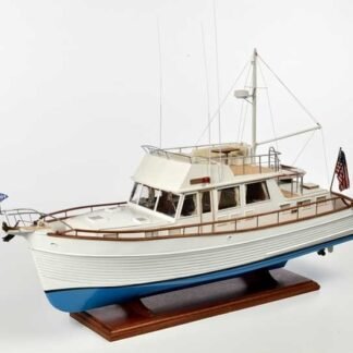KIT MAQUETA YATE  (TIPO GRAND BANKS) - ESCALA 1/20 - AMATI 1607